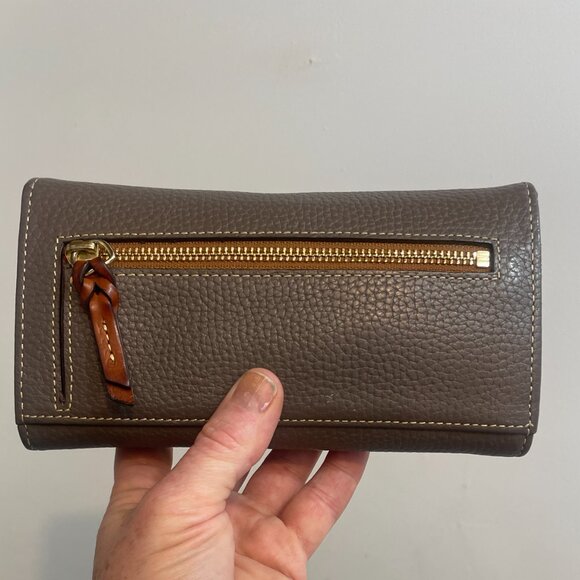 Dooney & Bourke Pebble Leather Continental Wallet Crossbody, Taupe/Elephant Gray - Picture 3 of 6